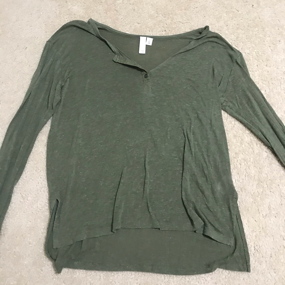 Long sleeve w buttons